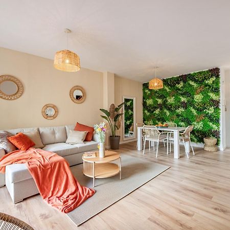 Charming 4-Bedroom Apartment In Malaga'S Historic Center מראה חיצוני תמונה